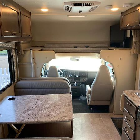 Aj-Xl Rv Rental Los Angeles Eksteriør bilde