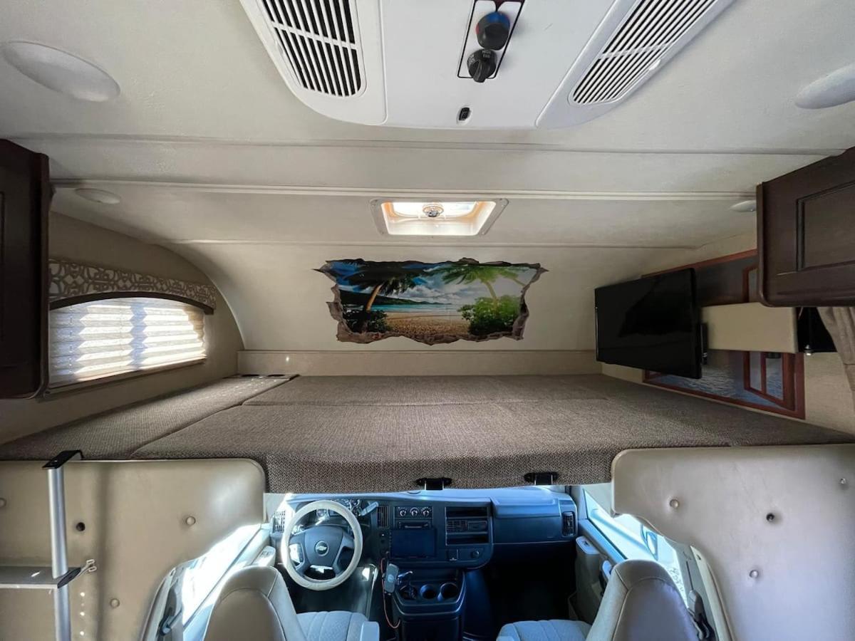 Aj-Xl Rv Rental Los Angeles Eksteriør bilde